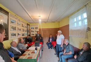 Qaravəlilər kənd ƏPT-də dəyirmi masa keçirildi - FOTO