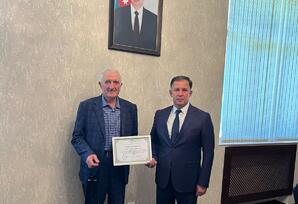 YAP Samux rayon təşkilatında yubiley yaşı tamam olmuş partiya veteranları ilə görüş keçirilib - ŞƏRH