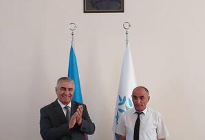 Rəssam Azadə təqaüdə yola salınıb