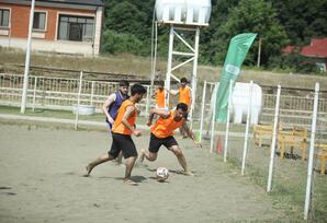 Dəniz sahilində çimərlik futbolu - FOTO