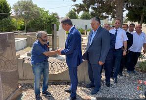 Azərbaycan xalqı öz  qəhrəman şəhidlərini unutmur - FOTO