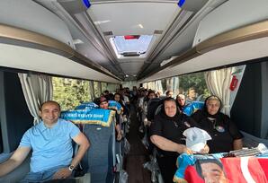 YAP Şamaxı rayon təşkilatı şəhid ailələri və partiya üzvləri üçün səfər təşkil edib - FOTO