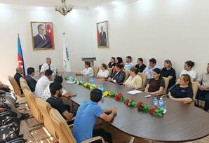 Ulu Öndər Heydər Əliyevin gənclər siyasəti və sevgisi