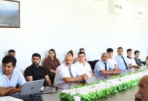 "Davamlı şəhərsalma siyasəti: milli memarlıq ənənələri və müasir çağırışlar” mövzusunda dəyirmi masa keçirilib