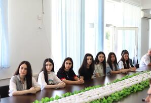 "Davamlı şəhərsalma siyasəti: milli memarlıq ənənələri və müasir çağırışlar” mövzusunda dəyirmi masa keçirilib