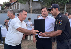 Yaşıl meydanda şəhidlər yad edilib - FOTO