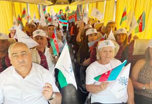 Zəfər yolu ilə - FOTO