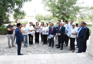 Zəfər yolu ilə - FOTO