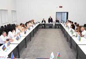 Zəfər yolu ilə - FOTO