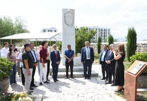 Zəfər yolu ilə - FOTO
