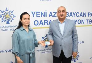 YAP Qaradağ rayon təşkilatında partiyaya yeni qəbul olunan üzvlərlə görüş keçirilib - ŞƏRH