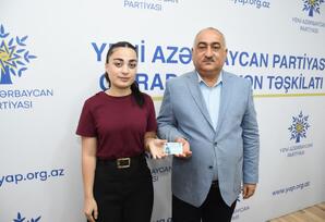 YAP Qaradağ rayon təşkilatında partiyaya yeni qəbul olunan üzvlərlə görüş keçirilib - ŞƏRH