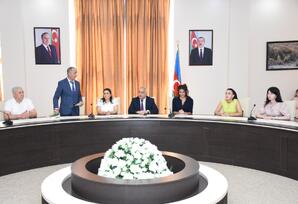Qaradağ rayonunda şəhid və qazi övladlarına hədiyyələr təqdim olunub - FOTOLAR