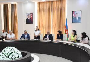 Qaradağ rayonunda şəhid və qazi övladlarına hədiyyələr təqdim olunub - FOTOLAR
