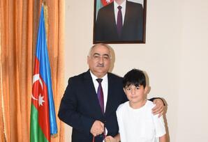 Qaradağ rayonunda şəhid və qazi övladlarına hədiyyələr təqdim olunub - FOTOLAR