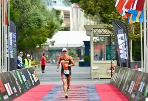 Bakıda keçirilən “IRONMAN 70.3” triatlon yarışında finişə ilk çatan idmançı bəlli olub