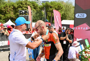 Bakıda keçirilən “IRONMAN 70.3” triatlon yarışında finişə ilk çatan idmançı bəlli olub