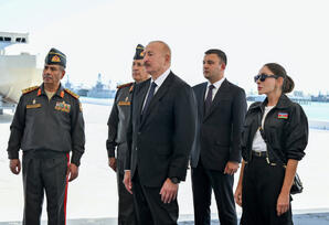 Prezident İlham Əliyev Hərbi Dəniz Qüvvələrində olub  - FOTOLAR