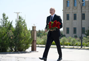 Prezident İlham Əliyev Hərbi Dəniz Qüvvələrində olub  - FOTOLAR