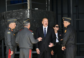 Prezident İlham Əliyev Hərbi Dəniz Qüvvələrində olub  - FOTOLAR