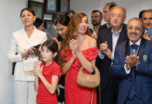 Madriddə MAMA “Ana təbiət” beynəlxalq incəsənət sərgisinin açılışı olub