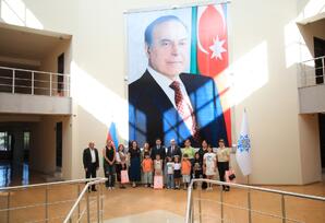 Gəncədə şəhid övladlarına məktəb ləvazimatları təqdim olunub - FOTO