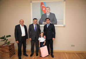 Gəncədə şəhid övladlarına məktəb ləvazimatları təqdim olunub - FOTO