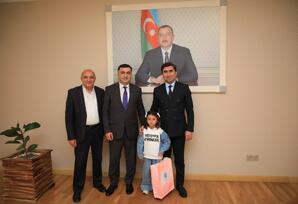 Gəncədə şəhid övladlarına məktəb ləvazimatları təqdim olunub - FOTO