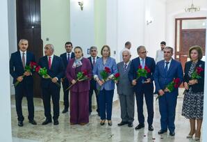 Dünənin, bu günün və gələcəyin partiyası