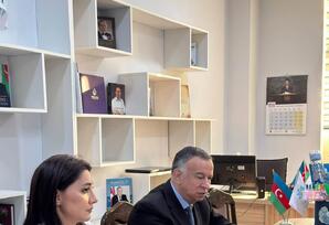 YAP Nərimanov rayon təşkilatı tərəfindən 15 sentyabr Bilik Günü münasibətilə qazi övladı təbrik olunub - FOTO