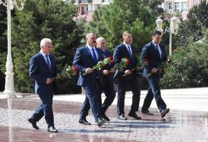 “Əsrin müqaviləsi: milli enerji strategiyasindan güclü iqtisadiyyata və suveren dövlətə” - Qaradağda tədbir