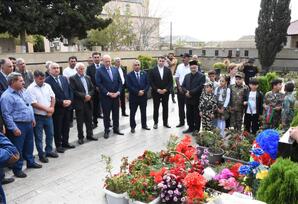 Qaradağ rayonunun Lökbatan qəsəbəsində şəhid Tərlan Rüstəmovun anım mərasimi keçirilib - FOTO