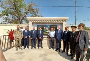 Qaradağ rayonunun Qobustan qəsəbəsində şəhid Ərzulla Həsənlinin xatirəsi anılıb - FOTOLAR