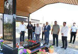 Şəhid məzarları ziyarət olunub