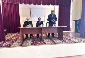 “Xalqa layiqli xidmət” mövzusunda YAP fəalları ilə maarifləndirici görüş keçirilib - FOTO