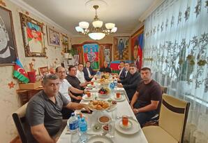 Vətən müharibəsi şəhidi Hüseynov Əkbər Bahadur oğlunun ailəsi ziyarət olunub - FOTO