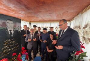 Şəhid Nəcəf Hüseynovun xatirəsi ehtiramla anılıb - FOTO
