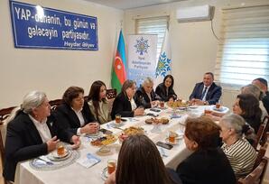Tovuzda 5 Oktyabr – Beynəlxalq Müəllimlər Günü münasibətilə görüş keçirilib - FOTOLAR