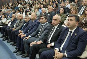 YAP Gəncə şəhər təşkilatında partiyanın VIII Qurultayında Prezident İlham Əliyevin çıxışından irəli gələn vəzifələrə dair tədbir keçirilib - FOTOLAR