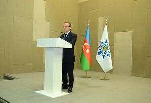 YAP Nərimanov rayon təşkilatı Prezident İlham Əliyevin VIII Qurultayda irəli sürdüyü məsələlərlə bağlı müşavirə keçirib - FOTOLAR