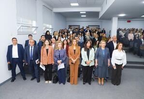 YAP Nəsimi rayon təşkilatında müşavirə keçirilib - FOTO