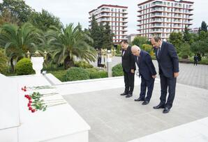 YAP-ın VIII Qurultayında irəli gələn məsələlərlə bağlı müşavirə keçirilib - FOTOLAR