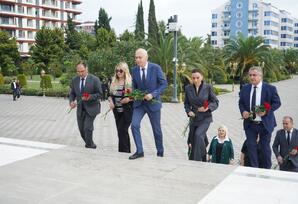 YAP-ın VIII Qurultayında irəli gələn məsələlərlə bağlı müşavirə keçirilib - FOTOLAR