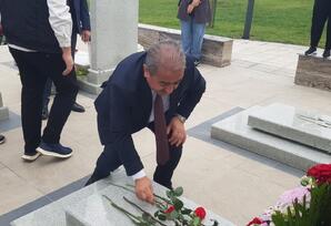 Nəsimi rayonunda şəhid Zeynallı Rəşad Qiyas oğlunun  xatirəsi yad edilib - FOTOLAR