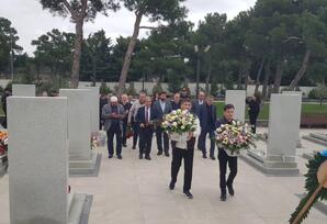 Nəsimi rayonunda şəhid Zeynallı Rəşad Qiyas oğlunun  xatirəsi yad edilib - FOTOLAR