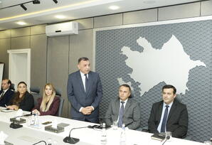 YAP-ın VIII Qurultayında irəli sürülən məsələlərlə bağlı ANAMA-da görüş keçirilib - FOTO