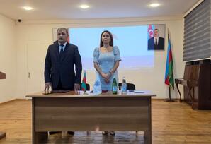 14 nömrəli tam orta məktəbdə YAP-ın VIII Qurultayından irəli gələn məsələlərə həsr olunmuş müşavirə keçirilib