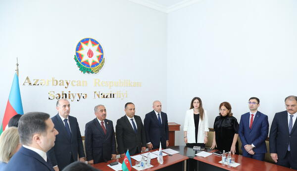 M.Qasımov küçəsi 1 A ünvanı üzrə ərazi partiya təşkilatının akt zalında müşavirə keçirilib