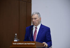 YAP İdarə Heyətinin iclası keçirilib