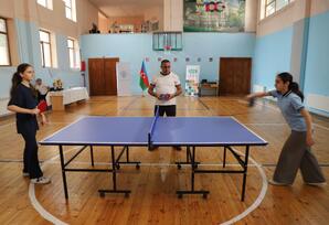 Yasamal rayonunda Zəfərin 6-cı ildönümünə həsr olunmuş stolüstü tennis idman növü üzrə yarış keçirilib - FOTO
